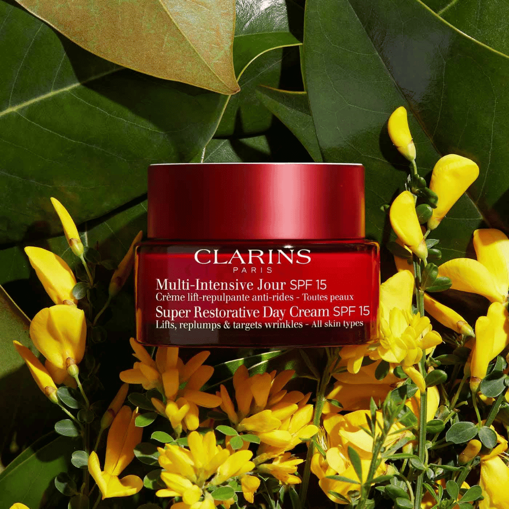 Clarins Super Restorative Day Cream SPF 15