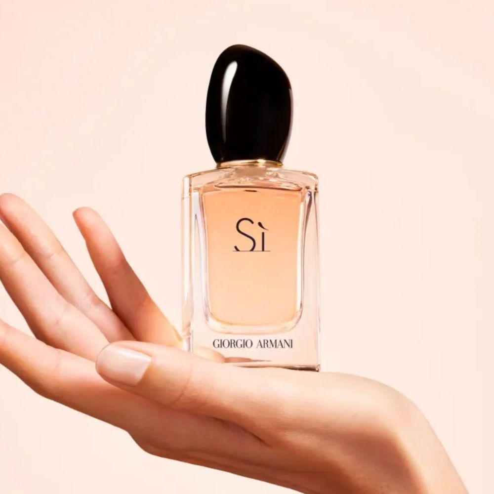 Giorgio Armani Kit Si Eau de Parfum Feminino + Body Lotion